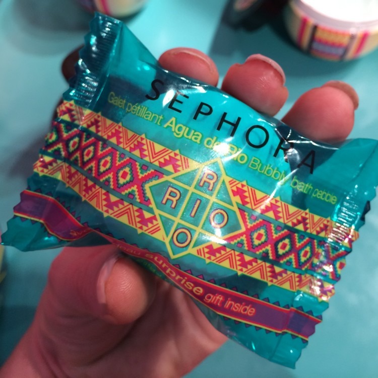 Galet Pétillant AGUA DE  RIO sephora